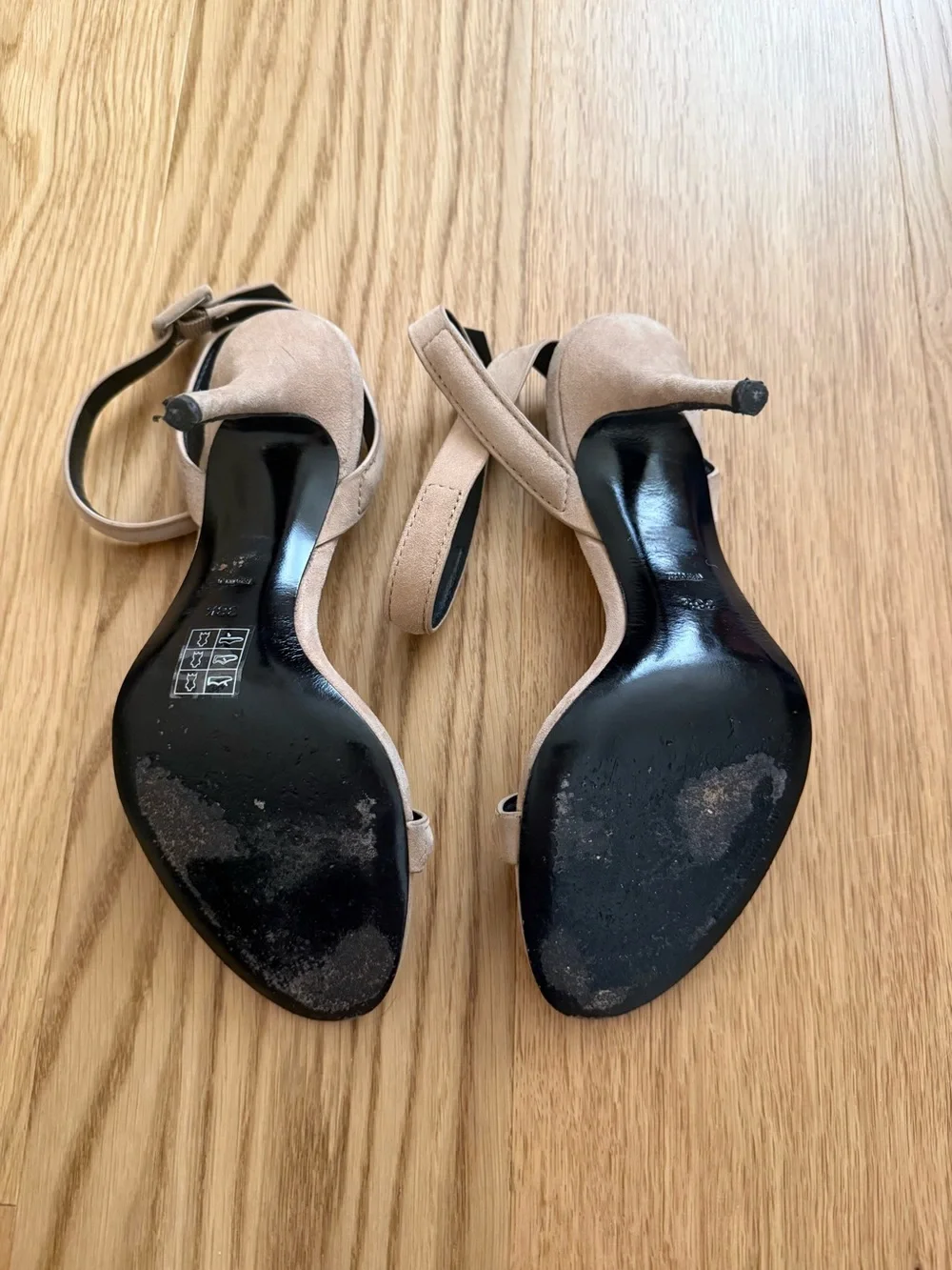 Alexander Wang Antonia sandals in truffle size 38.5